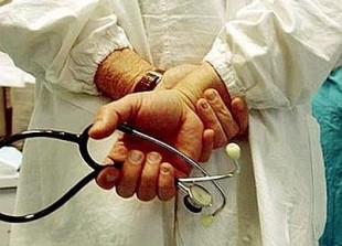 medico_stetoscopio_web--400x300[1]