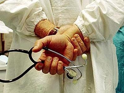 medico_stetoscopio_web--400x300[1]